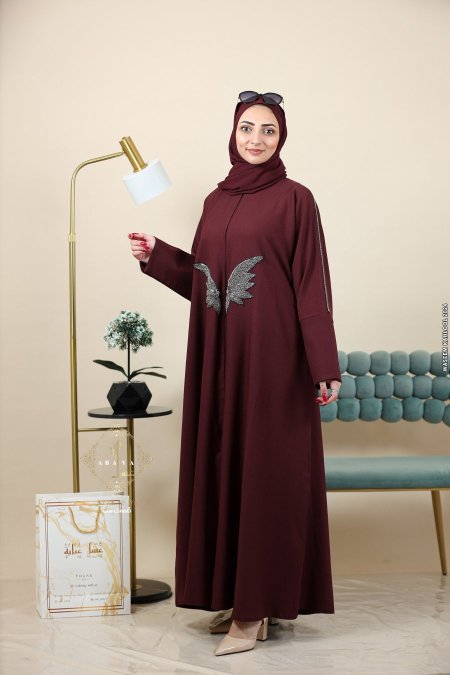 عباية بقماش خريفي مع شك خرز  - خمري <br> <span class='text-color-warm'>نفدت الكمية</span>