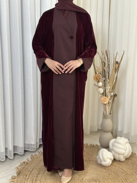 عبايات مخمل شتوية